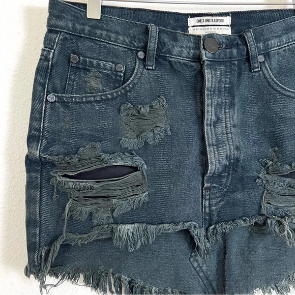 One Teaspoon Black Denim Junkyard Destroyed Mini Skirt Size 25 - Picture 9 of 15